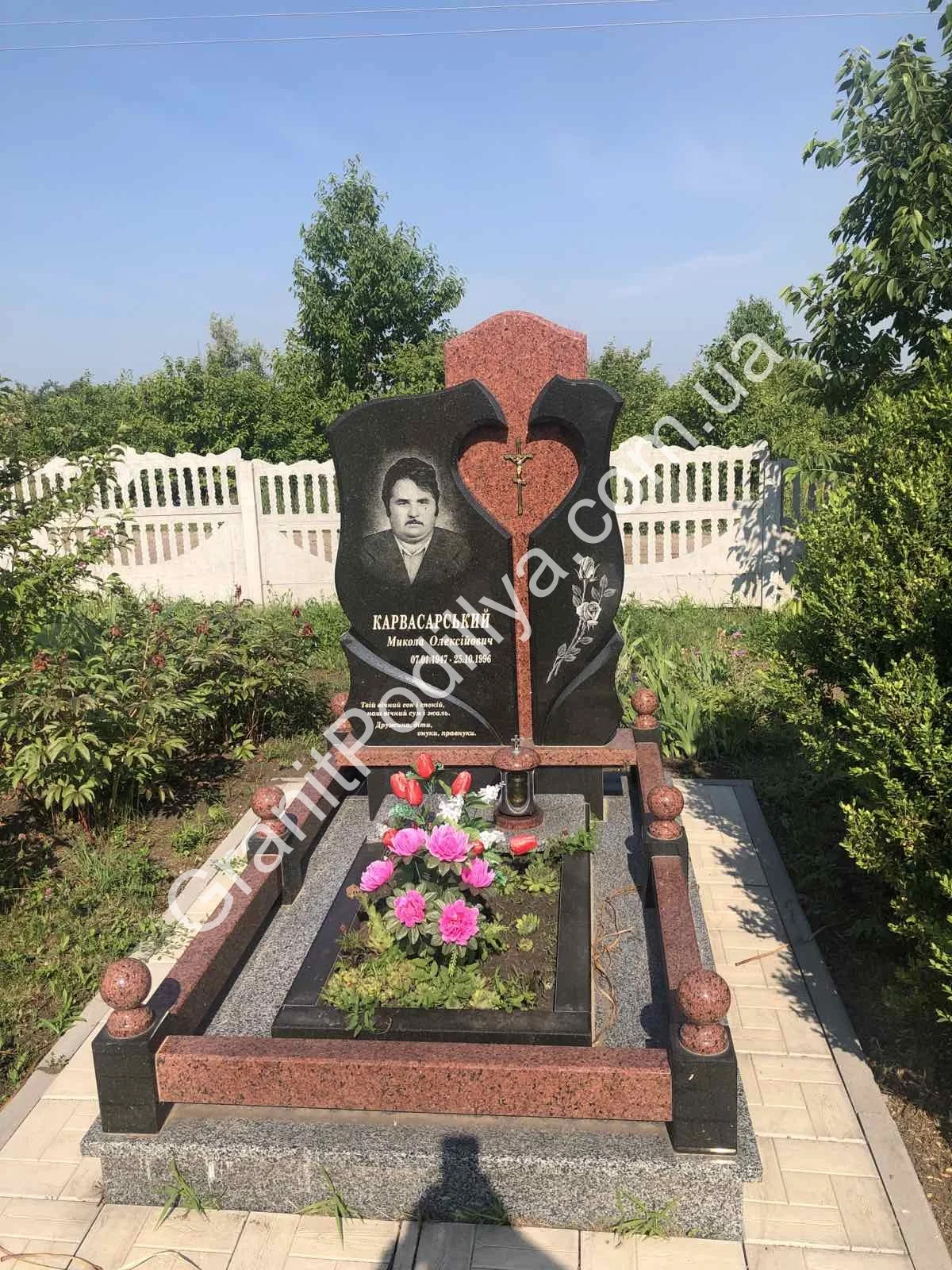 Подвійний пам'ятник з граніту - Кам'янець-Подільський | GranitPodillya